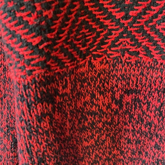 Macy’s Cowl neck red and black patterned sweater medium - Picture 4 of 6